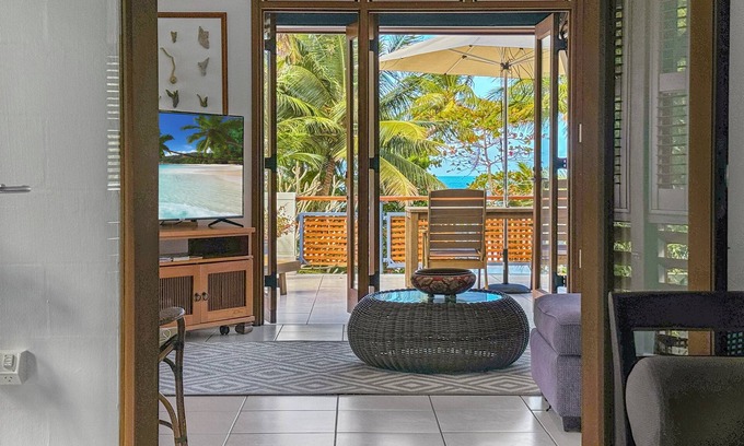 Wongaling Beach Apartment | Wongalinga Beachfront Apt 4