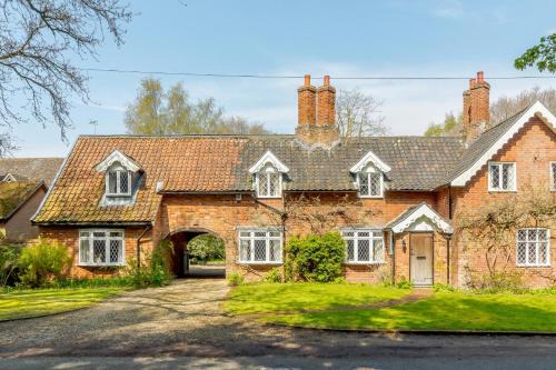 Dunwich House | Woodberry Cottage