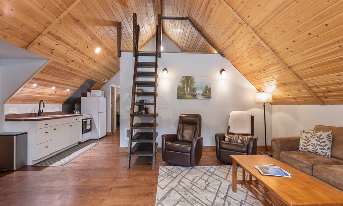Kalispell Apartment | Wooded acreage with creek- 10 minutes to town