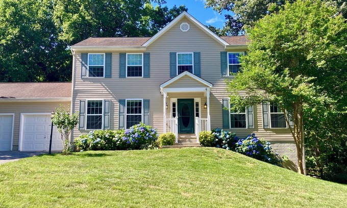 Bennsville House | Wooded Hillside Retreat in Waldorf, MD - Top 10% and Guest favorite elsewhere