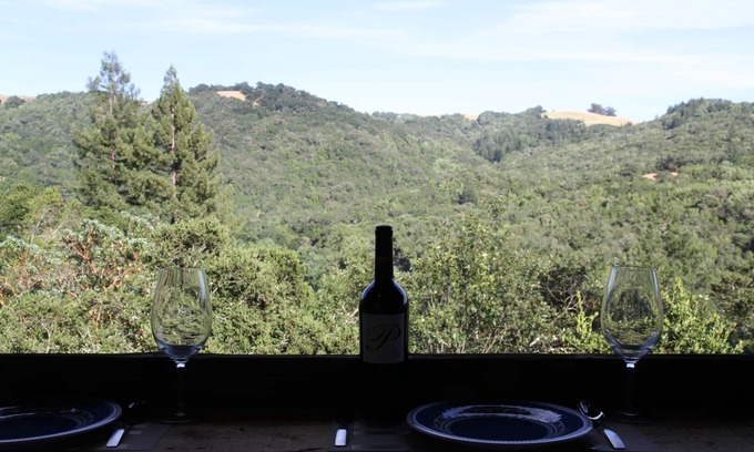 Healdsburg House | Wooded Restful Retreat, with broad scenic views, outdoor dining