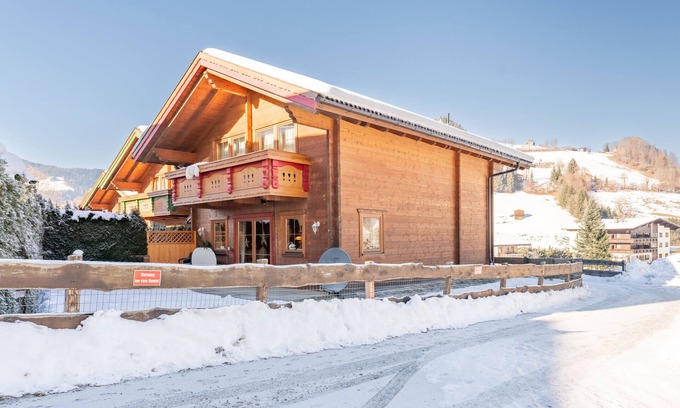 Niederau Ski Chalet | Wooden chalet with shared saunas