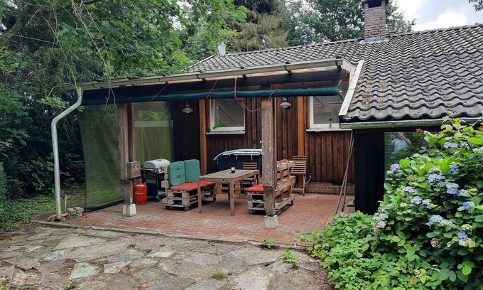 Hude House | Wooden house in the countryside. Lintel /Woodhouse /Casa d. Madera