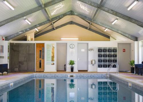 Saint Ann's Chapel Resort | Woodovis Park