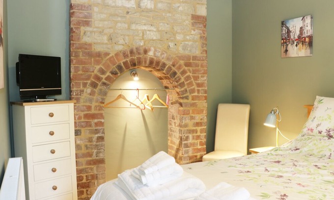 Aymestrey Cottage | Woodpecker Cottage, LUDLOW