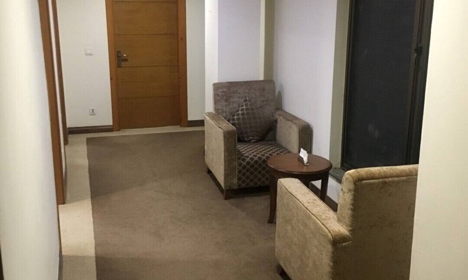 Islamabad Apartment | Woodpecker Suites - Suite 19