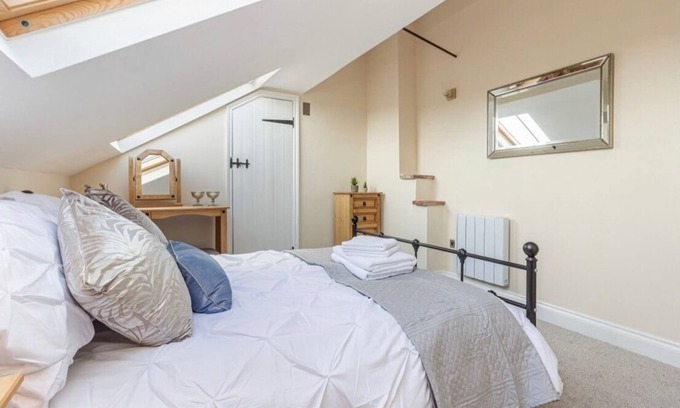 Eastgate House | Woodrow Middle Cottage