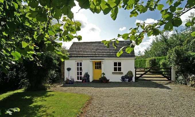 Carrowmoreknock Other | Woodside Cottage - One Bedroom House, Sleeps 2