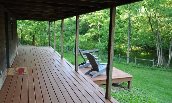 Middletown Apartment | Woodsy Lair in Historic Middletown Valley