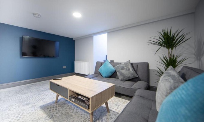 Ashford House | Work, Relax, Repeat - Perfect Ashford Stay for All