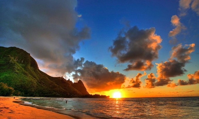 Princeville Condo | WORLD CLASS #402 Superior PENTHOUSE, Full AC, 2 Suites, Best Views & Privacy