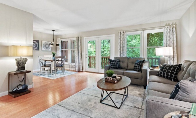 Bella Vista House | WOW! Fully Updated Townhome Close To Trails, BV Country Club/Golf Course & More