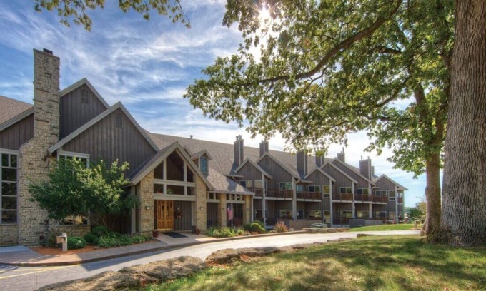 Hanover Condo | Wyndham Galena Resort |2BR/2BA King Bed Balc Suite
