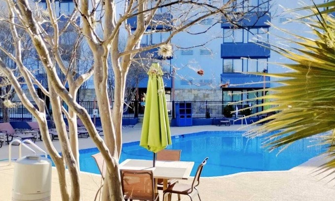 Parker Lane Hotel | Wyndham Garden Hotel Austin