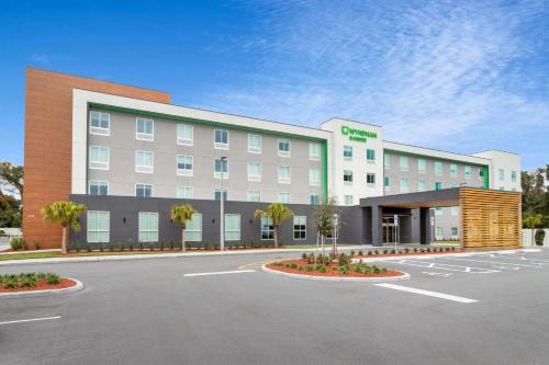 Orlando Hotel | Wyndham Garden Orlando Airport - Free Airport Shuttle