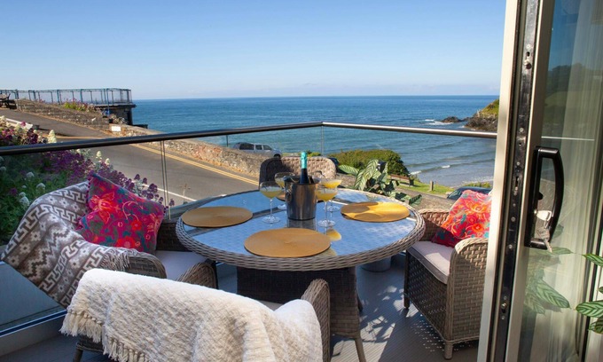 Aberporth Apartment | Y Geraint Beach Apartment, Aberporth