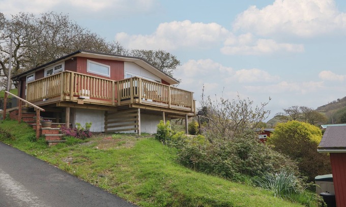 Tywyn Cottage | Y GOEDLAN, pet friendly in Tywyn