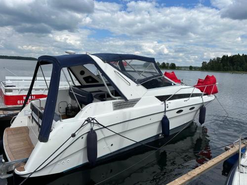 Plateliai Boat Rental | Yachthouse