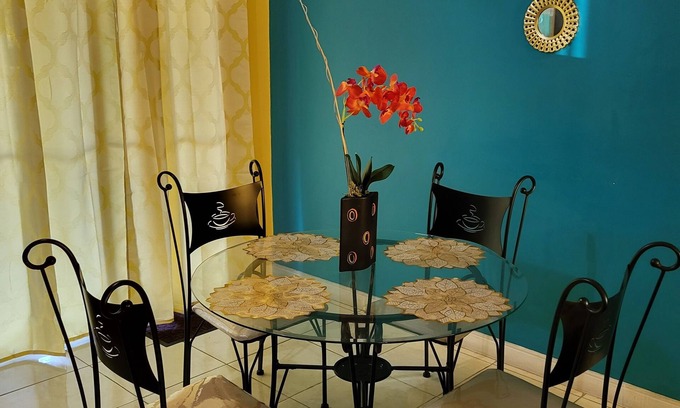 Spanish Town House | Yahweh's housenSpacious Town house gated community. Near gas station supermarket
