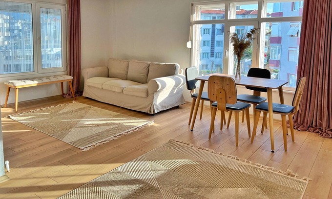 Ciftlikkoy Apartment | Yalova Sea Breeze Loft - Direct Beach view + Historical Church