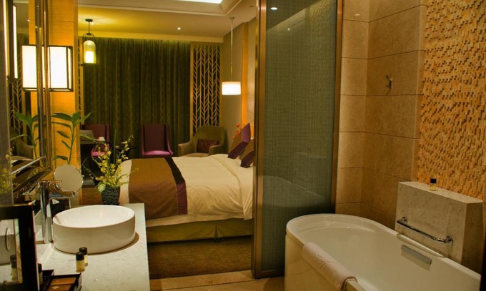 Yangzhong Shi Hotel | Yangzhong Firth Jinling Grand Hotel
