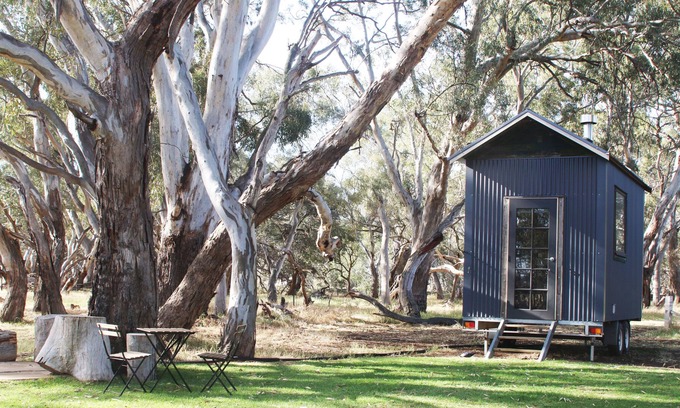 Jung House | Yarriambiance – “Mayfair v2.0” Tiny House