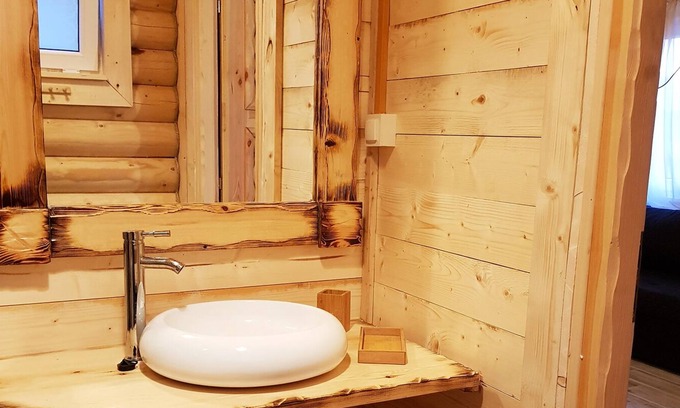 Jastrzebia Gora House | Year-round log cabin with sauna & jacuzzi in Jastrzębia Góra