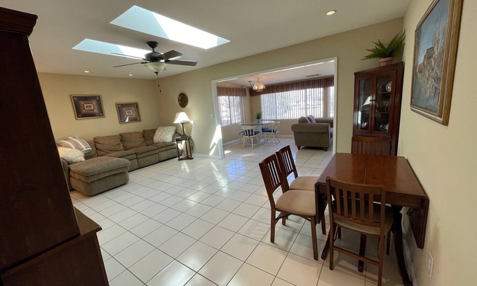 Sun City House | Year-Round Paradise: Walk to Golf, Markets & Restaurants-A 55+ Community