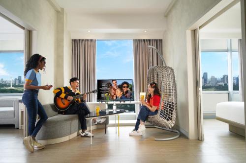 Gambir Hotel | YELLO Hotel Harmoni