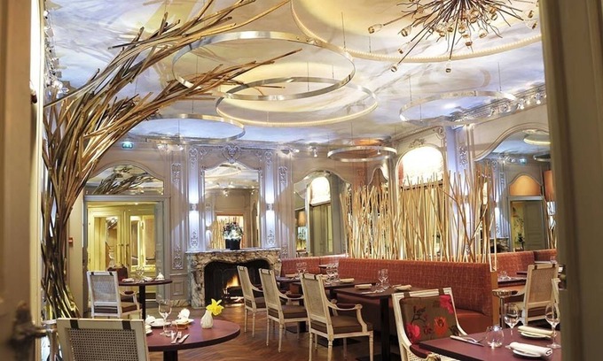 Chateaubernard Hotel | Yeuse
