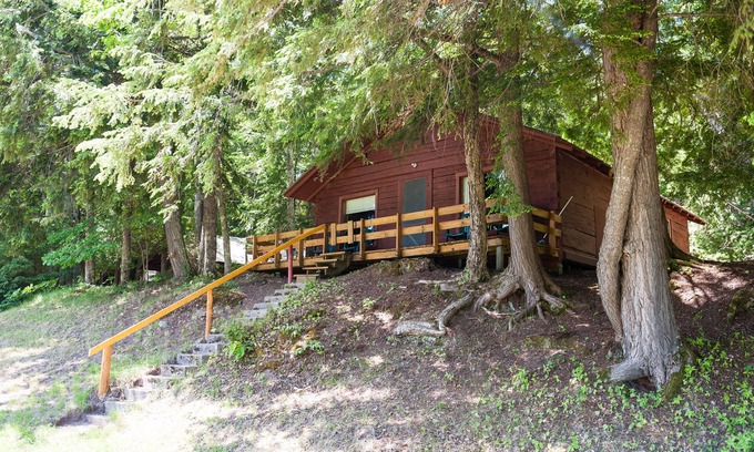 Pelkie House | Yksi (#1) Cabin on Otter Lake - Manninen's Cabins