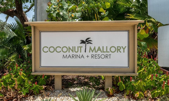 New Town Condo | Your 2025 Labor Day Week Getaway in Paradise . Coconut Mallory, Key West.