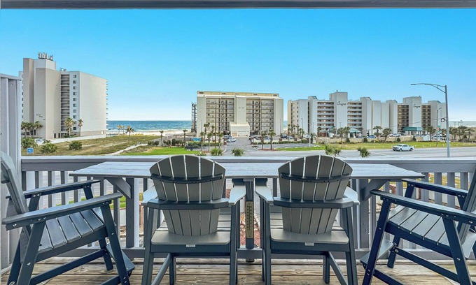 Orange Beach East Condo | Your Beachside Retreat Awaits! - Relax, Recharge & Explore