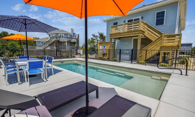 Whalehead Beach House | Your Fresh Beach Oasis!