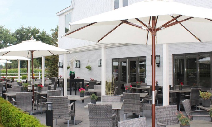 Bosgebied House | Your Gateway to Dutch Nature & City Life—Soest Hotel with Perks - 2 Units