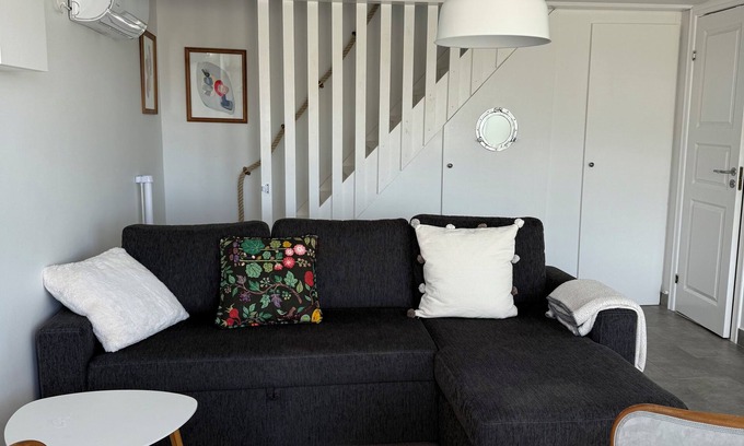 Gottskar House | Your holiday home by the sea. Enjoy Gottskär's beautiful nature and all the swimming spots!