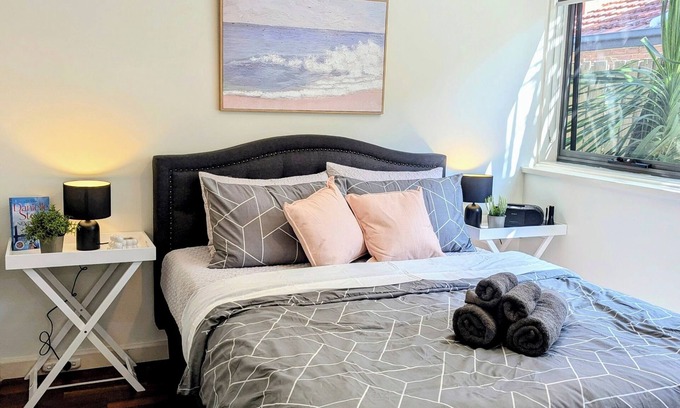 Brunswick Apartment | Your home away from home is at a quiet place in Brunswick.