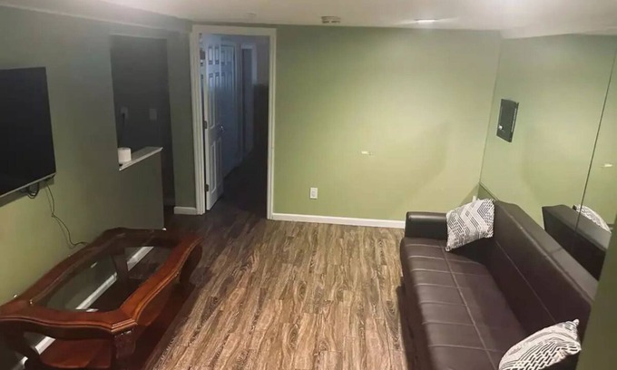 Deer Park House | Your home away from homenn