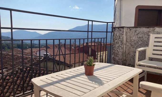Cabrero Cottage | Your home in the village.