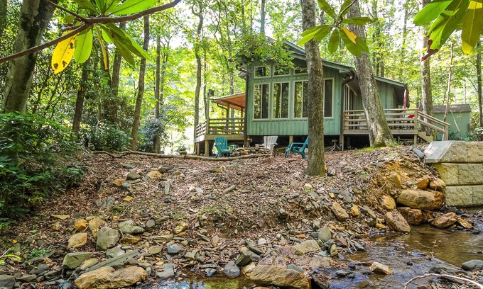 Todd Cabin | Your Perfect Cabin Stay at Creekside Comfort Is Just a Click Away!