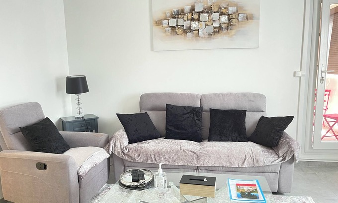 Saint-Priest House | Your perfect cocoon 9 min from Eurexpo and 14 min from Groupama