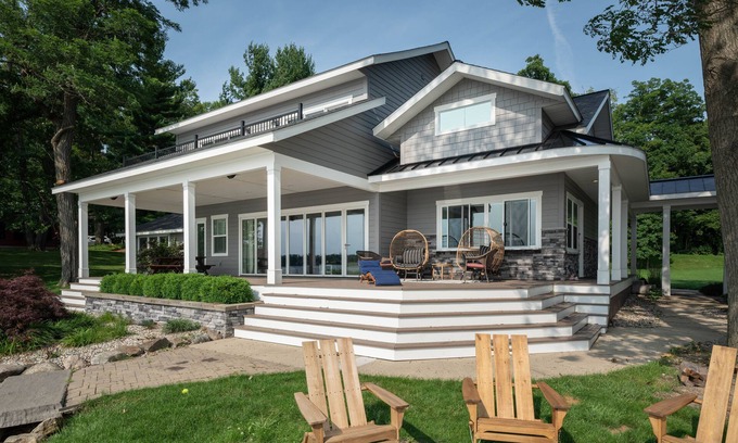 Paw Paw House | Your Perfect Southwest Michigan Lakehouse Getaway
