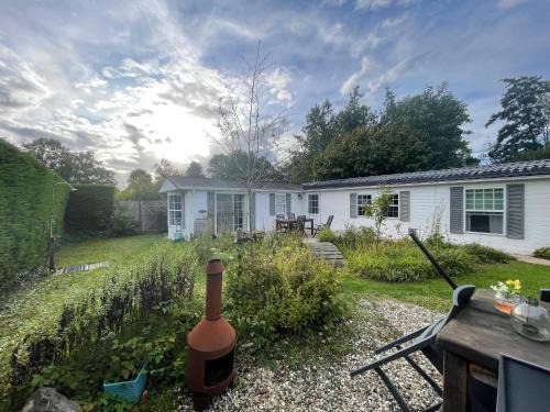 Heinkenszand House | Your Private Zeeland Getaway - Cosy Home With Large Garden