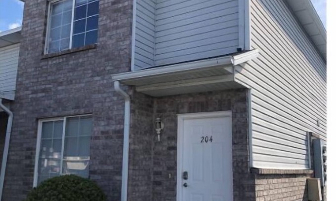 Clearfield House | Your Second Home. Big 2 Bedroom and 2 bathroom.