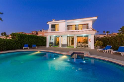 Badia Gran Villa | YourHouse Somni