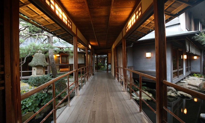 Karatsu House | Yoyokaku