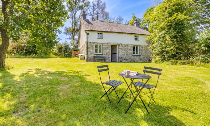 Bethania House | Ysgubor The Barn and Tanybryn Cottage
