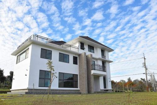 Lugu House | Yun Dan