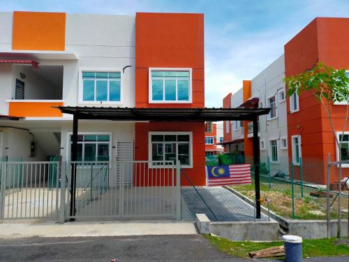 Durian Tunggal House | Zaara Homestay Krubong Alor Gajah Ayer Keroh Melaka