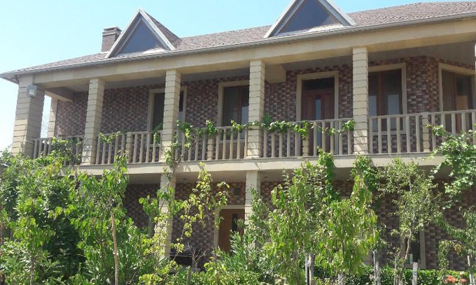 Novkhana Apartment | Zagulba-Buzovny House near the Sea 5 minutes walk Загородный Дом